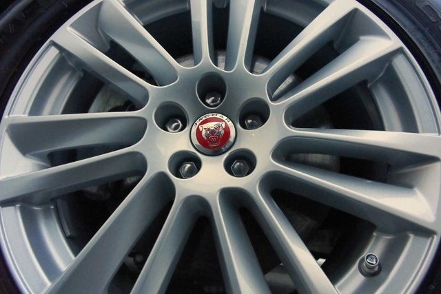 2017 Jaguar F-PACE 35t Prestige