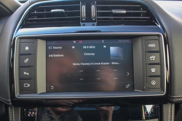 2017 Jaguar F-PACE 35t R-Sport