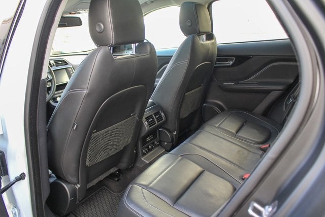 2017 Jaguar F-PACE 35t R-Sport