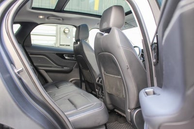 2017 Jaguar F-PACE 35t R-Sport