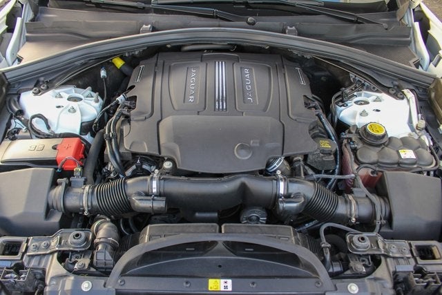 2017 Jaguar F-PACE 35t R-Sport