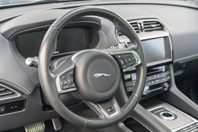 2017 Jaguar F-PACE S