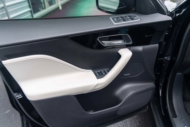 2019 Jaguar F-PACE S