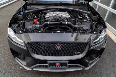 2020 Jaguar F-PACE SVR