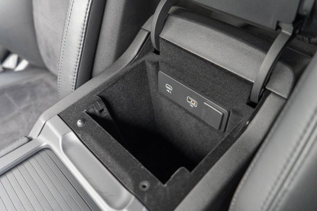 2022 Jaguar F-PACE SVR