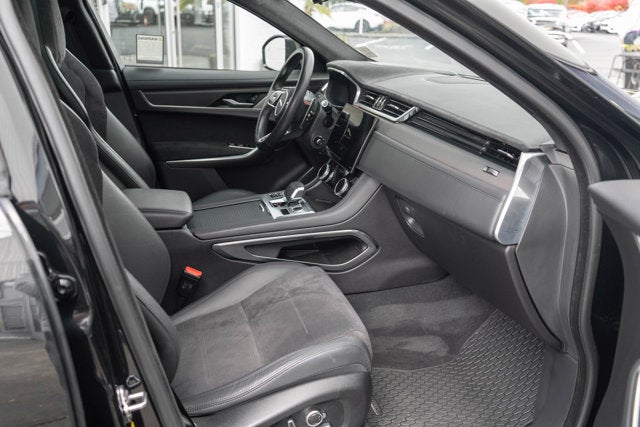 2022 Jaguar F-PACE SVR