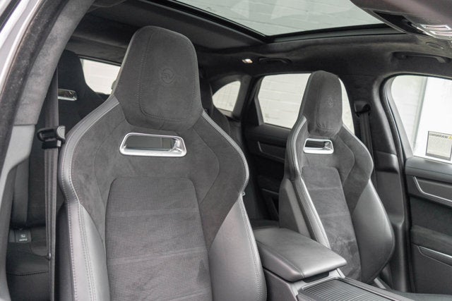 2022 Jaguar F-PACE SVR