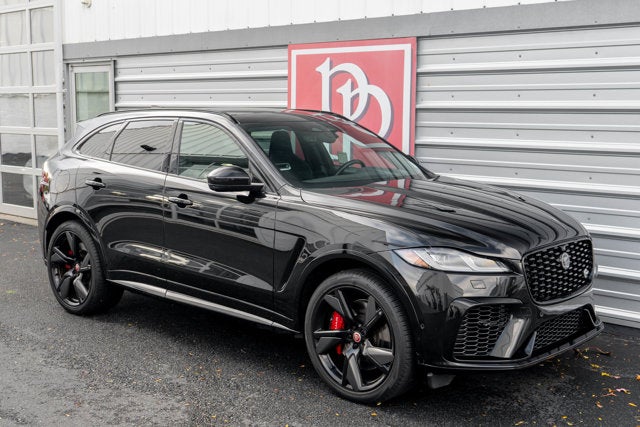 2022 Jaguar F-PACE SVR