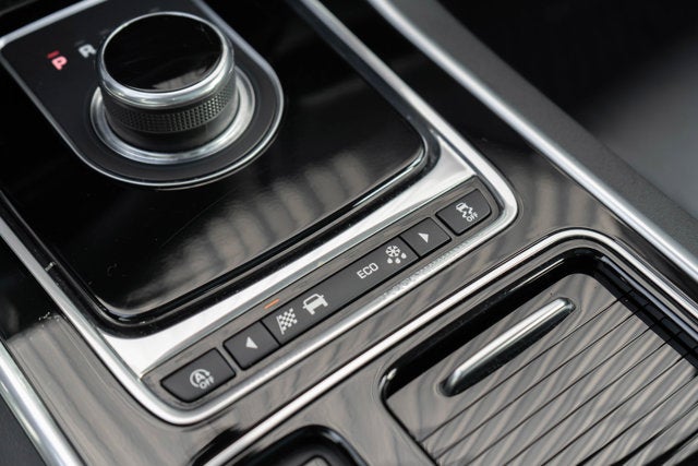 2018 Jaguar XE 35t Prestige