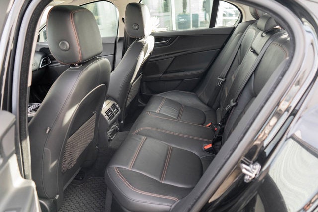 2018 Jaguar XE 35t Prestige