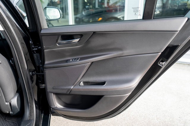 2018 Jaguar XE 35t Prestige