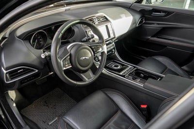 2018 Jaguar XE 35t Prestige