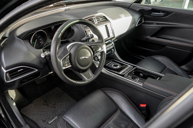 2018 Jaguar XE 35t Prestige