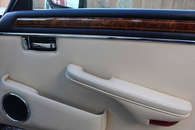 1986 Jaguar XJ6 Vanden Plas