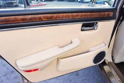 1986 Jaguar XJ6 Vanden Plas