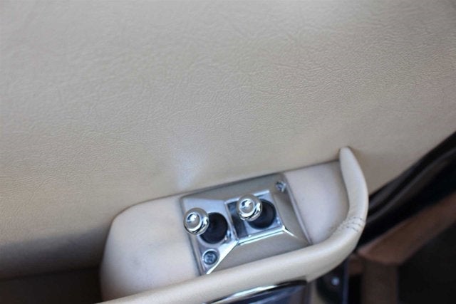 1986 Jaguar XJ6 Vanden Plas