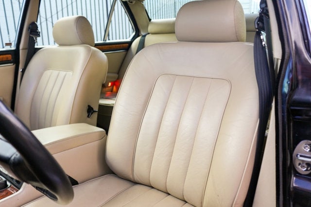 1987 Jaguar XJ6 Vanden Plas