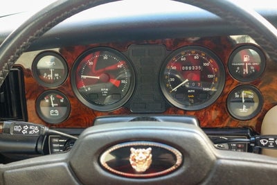 1987 Jaguar XJ6 Vanden Plas