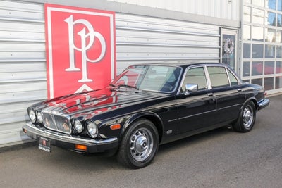 1987 Jaguar XJ6 Vanden Plas