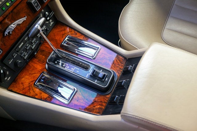 1987 Jaguar XJ6 Vanden Plas