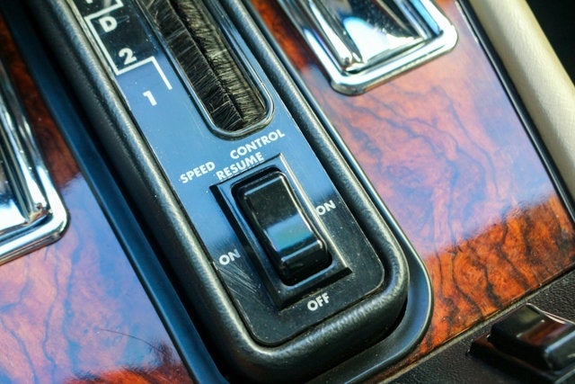 1987 Jaguar XJ6 Vanden Plas