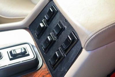 1987 Jaguar XJ6 Vanden Plas