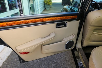 1987 Jaguar XJ6 Vanden Plas