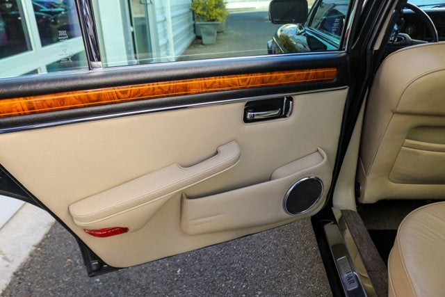 1987 Jaguar XJ6 Vanden Plas