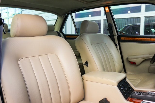 1987 Jaguar XJ6 Vanden Plas