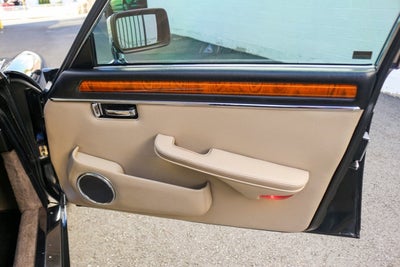 1987 Jaguar XJ6 Vanden Plas