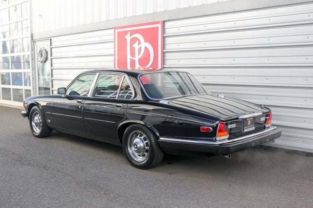 1987 Jaguar XJ6 Vanden Plas