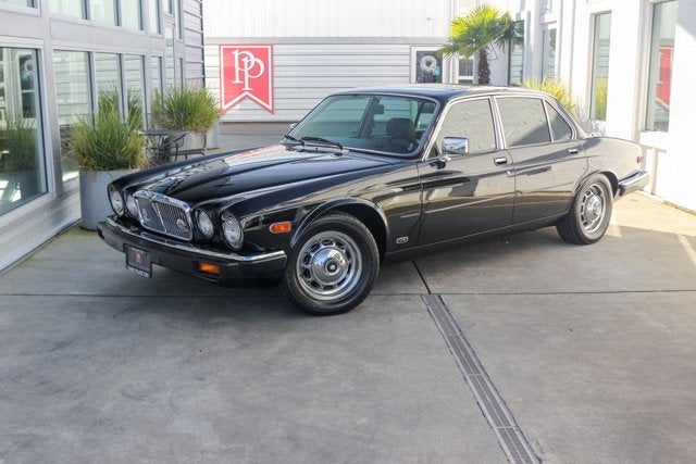 1987 Jaguar XJ6 Vanden Plas