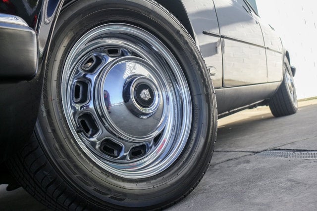 1987 Jaguar XJ6 Vanden Plas