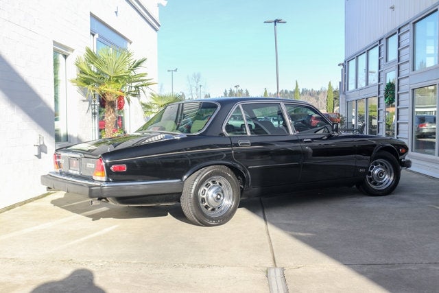 1987 Jaguar XJ6 Vanden Plas