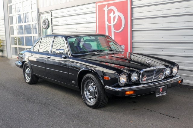 1987 Jaguar XJ6 Vanden Plas