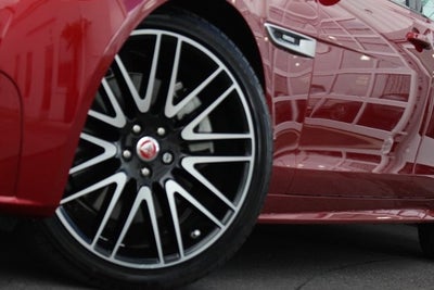 2016 Jaguar XF 35t R-Sport