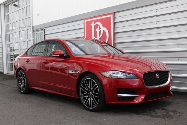 2016 Jaguar XF 35t R-Sport