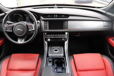 2016 Jaguar XF 35t R-Sport