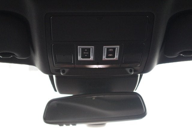 2016 Jaguar XF 35t R-Sport