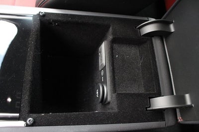 2016 Jaguar XF 35t R-Sport