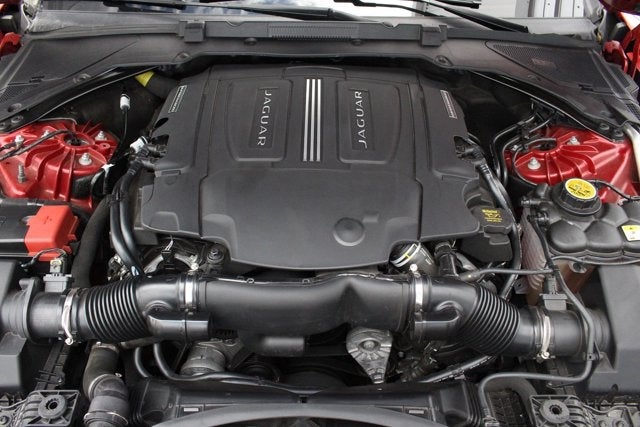 2016 Jaguar XF 35t R-Sport