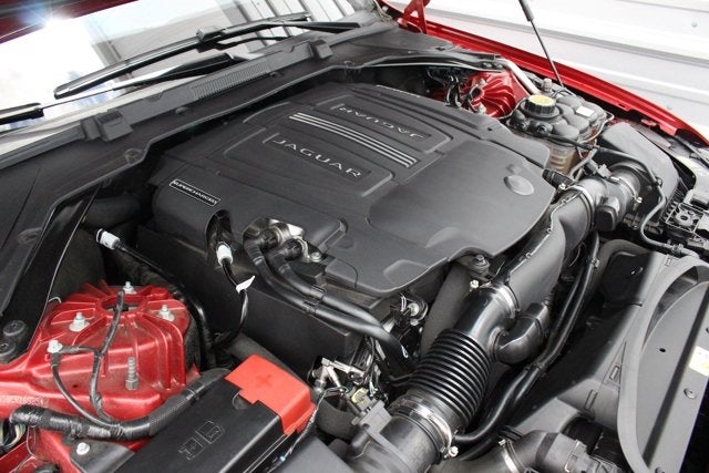 2016 Jaguar XF 35t R-Sport