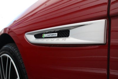 2016 Jaguar XF 35t R-Sport