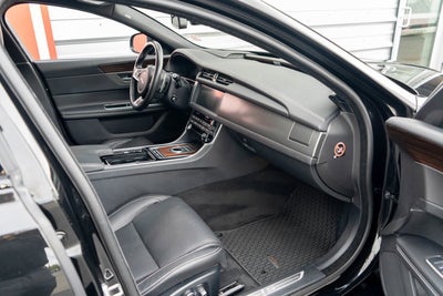 2018 Jaguar XF S