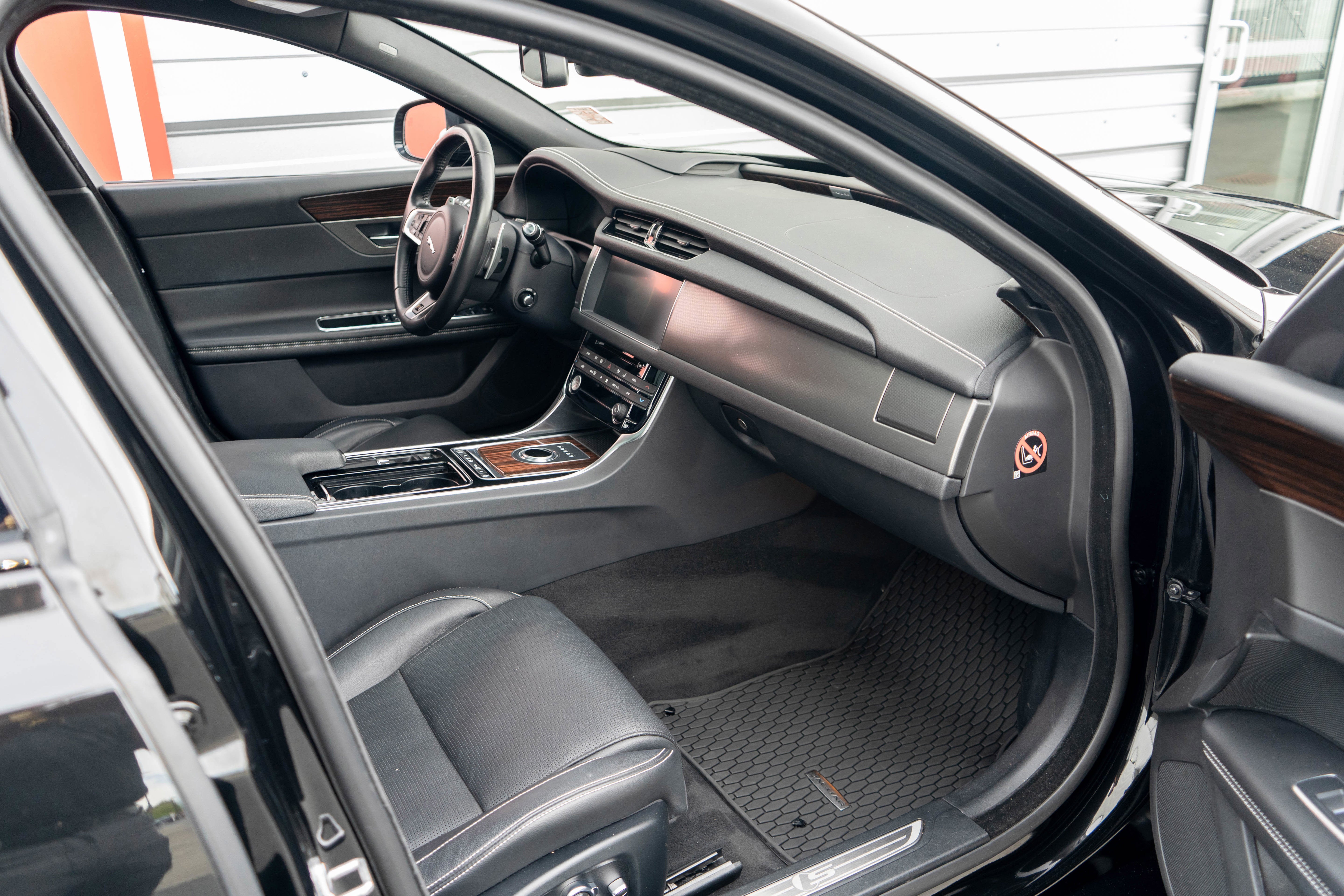 2018 Jaguar XF S