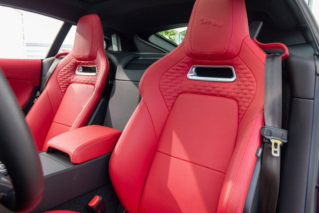 2023 Jaguar F-TYPE R