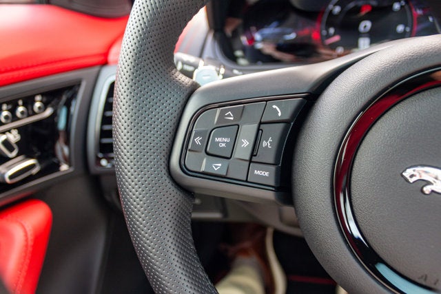 2023 Jaguar F-TYPE R