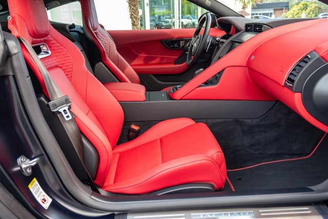 2023 Jaguar F-TYPE R