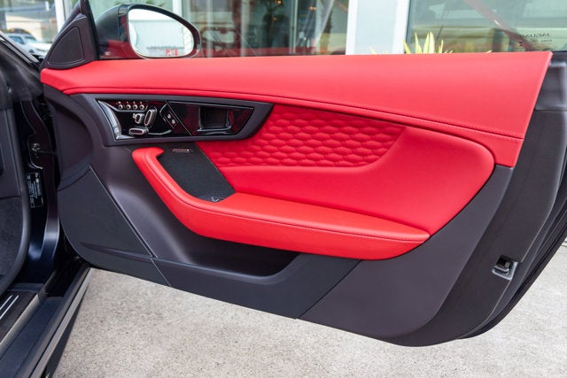 2023 Jaguar F-TYPE R