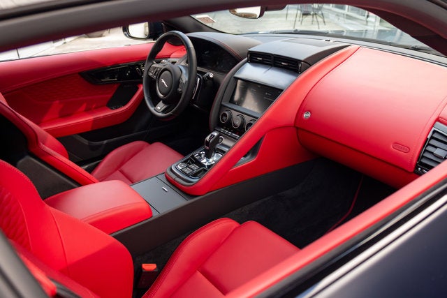 2023 Jaguar F-TYPE R